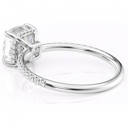 Inel de logodnă Brielle din aur Alb 14kt cu moissanite tăietură pernă – Montură Kamellie joasă rafinată pentru profil jos | Personalizează și configurează gratuit online [4]