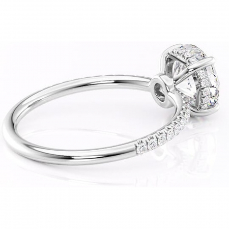 Inel de logodnă Brielle din aur Alb 14kt cu moissanite tăietură rotundă – Montură Kamellie joasă rafinată pentru profil jos | Personalizează și configurează gratuit online [2]