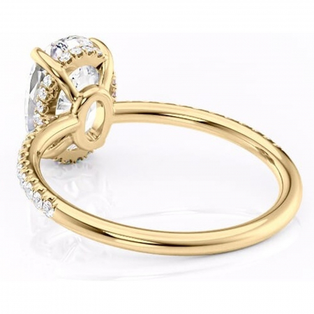 Inel de logodnă Brielle din aur Galben 14kt cu moissanite tăietură ovală – Montură Kamellie joasă rafinată pentru profil jos | Personalizează și configurează gratuit online [3]