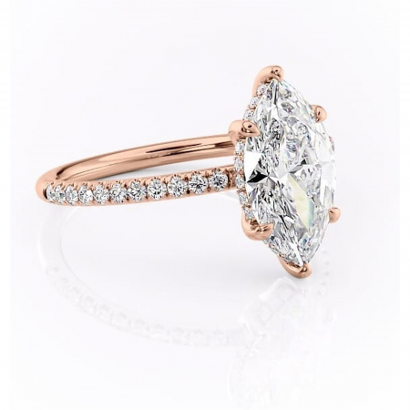 Marquise - Inel de logodnă Brielle din aur Rose 18kt cu moissanite tăietură marquise – Montură Kamellie joasă rafinată pentru profil jos | Personalizează și configurează gratuit online