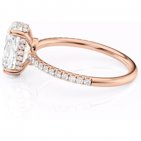 Inel de logodnă Brielle din aur Rose 14kt cu moissanite tăietură ovală – Montură Kamellie joasă rafinată pentru profil jos | Personalizează și configurează gratuit online [5]
