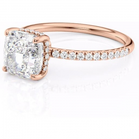 Inel de logodnă Brielle din aur Rose 18kt cu moissanite tăietură pernă – Montură Kamellie joasă rafinată pentru profil jos | Personalizează și configurează gratuit online [6]