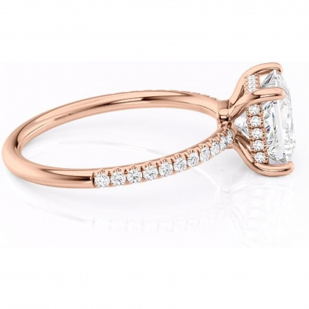 Inel de logodnă Brielle din aur Rose 14kt cu moissanite tăietură princess – Montură Kamellie joasă rafinată pentru profil jos | Personalizează și configurează gratuit online [1]
