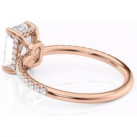Inel de logodnă Brielle din aur Rose 14kt cu moissanite tăietură radiantă – Montură Kamellie joasă rafinată pentru profil jos | Personalizează și configurează gratuit online [4]