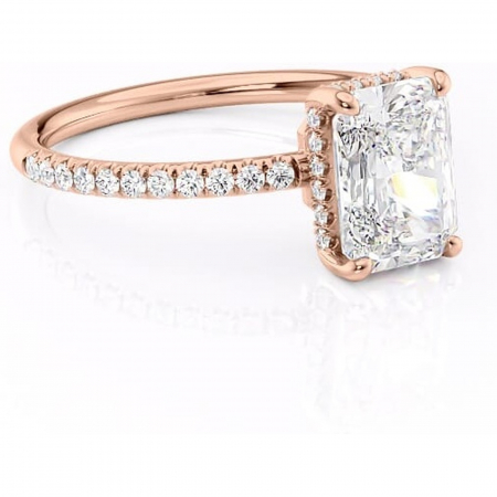 14K - Inel de logodnă Brielle din aur Rose 14kt cu moissanite tăietură radiantă – Montură Kamellie joasă rafinată pentru profil jos | Personalizează și configurează gratuit online