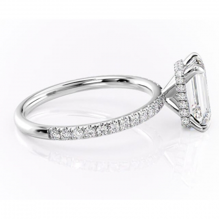 Inel de logodnă Briony din aur Alb 14kt cu moissanite tăietură smarald – Montură pavé rafinată pentru profil înalt | Personalizează și configurează gratuit online [1]