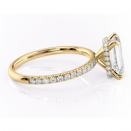 Inel de logodnă Briony din aur Galben 18kt cu moissanite tăietură smarald – Montură pavé rafinată pentru profil înalt | Personalizează și configurează gratuit online [1]