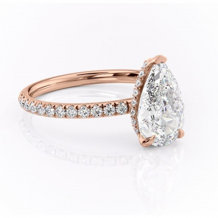 18K - Inel de logodnă Briony din aur Rose 18kt cu moissanite tăietură pară – Montură pavé rafinată pentru profil înalt | Personalizează și configurează gratuit online