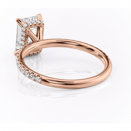 Inel de logodnă Briony din aur Rose 18kt cu moissanite tăietură smarald – Montură pavé rafinată pentru profil înalt | Personalizează și configurează gratuit online [3]