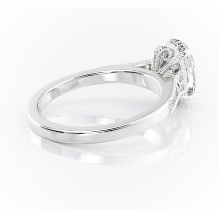 Inel de logodnă Caelia din aur Alb 14kt cu moissanite tăietură ovală – Pietre laterale rafinată pentru profil înalt | Personalizează și configurează gratuit online [2]