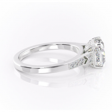Inel de logodnă Caelia din aur Alb 14kt cu moissanite tăietură pernă – Pietre laterale rafinată pentru profil înalt | Personalizează și configurează gratuit online [1]