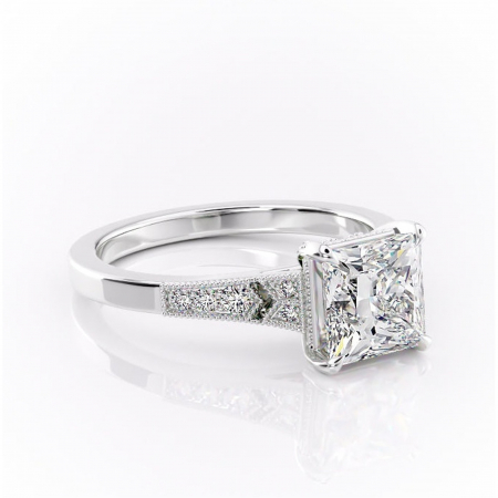 Princess - Inel de logodnă Caelia din aur Alb 14kt cu moissanite tăietură princess – Pietre laterale rafinată pentru profil înalt | Personalizează și configurează gratuit online