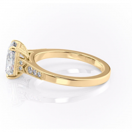 Inel de logodnă Caelia din aur Galben 18kt cu moissanite tăietură radiantă – Pietre laterale rafinată pentru profil înalt | Personalizează și configurează gratuit online [5]