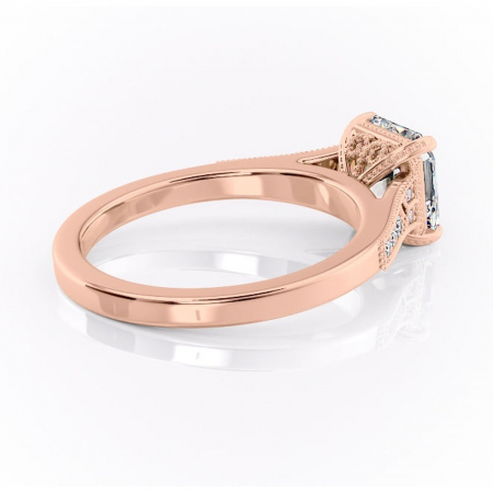Inel de logodnă Caelia din aur Rose 14kt cu moissanite tăietură asscher – Pietre laterale rafinată pentru profil înalt | Personalizează și configurează gratuit online [2]