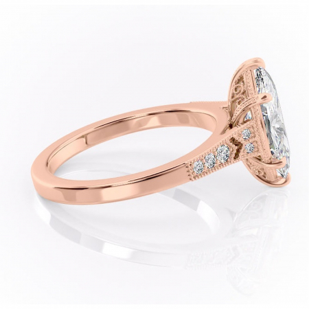 Inel de logodnă Caelia din aur Rose 14kt cu moissanite tăietură marquise – Pietre laterale rafinată pentru profil înalt | Personalizează și configurează gratuit online [1]