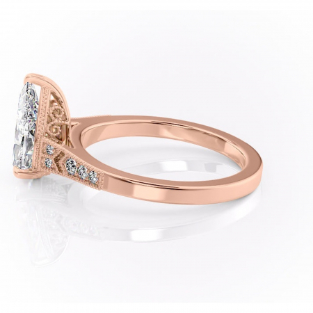 Inel de logodnă Caelia din aur Rose 14kt cu moissanite tăietură pară – Pietre laterale rafinată pentru profil înalt | Personalizează și configurează gratuit online [5]