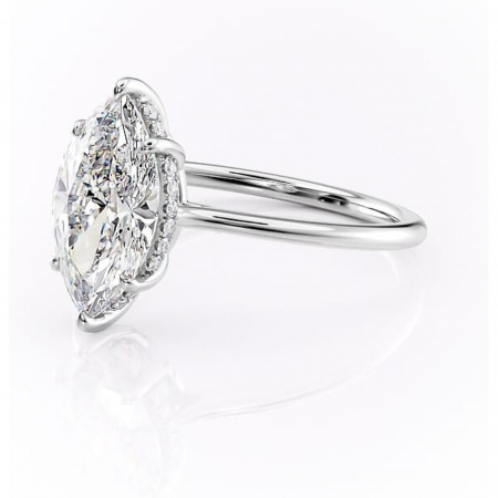 Inel de logodnă Camellia din aur Alb 14kt cu moissanite tăietură marquise – Solitar rafinată pentru profil jos | Personalizează și configurează gratuit online [6]