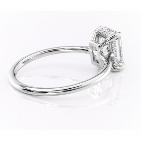 Inel de logodnă Camellia din aur Alb 14kt cu moissanite tăietură radiantă – Solitar rafinată pentru profil jos | Personalizează și configurează gratuit online [2]