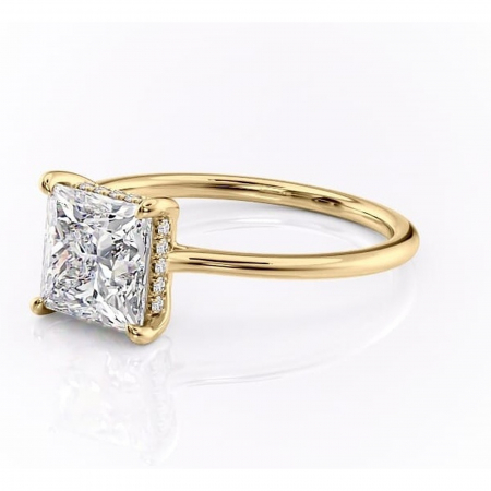 Inel de logodnă Camellia din aur Galben 14kt cu moissanite tăietură princess – Solitar rafinată pentru profil jos | Personalizează și configurează gratuit online [6]