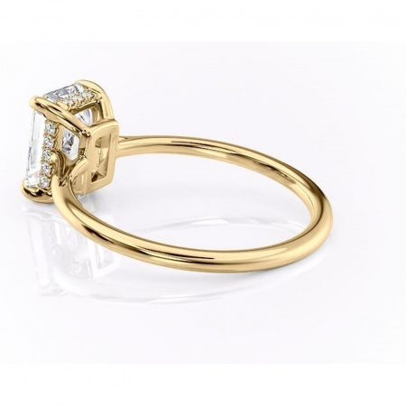 Inel de logodnă Camellia din aur Galben 18kt cu moissanite tăietură radiantă – Solitar rafinată pentru profil jos | Personalizează și configurează gratuit online [4]