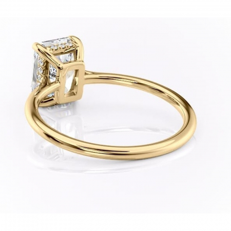 Inel de logodnă Camellia din aur Galben 18kt cu moissanite tăietură radiantă – Solitar rafinată pentru profil jos | Personalizează și configurează gratuit online [3]
