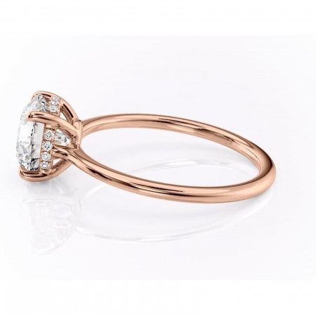 Inel de logodnă Camellia din aur Rose 14kt cu moissanite tăietură rotundă – Solitar rafinată pentru profil jos | Personalizează și configurează gratuit online [5]