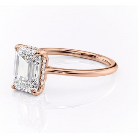 Inel de logodnă Camellia din aur Rose 14kt cu moissanite tăietură smarald – Solitar rafinată pentru profil jos | Personalizează și configurează gratuit online [6]