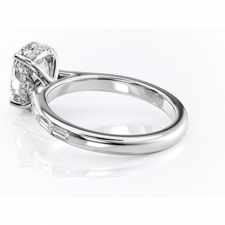 Inel de logodnă Catherine din aur Alb 14kt cu moissanite tăietură ovală – Montură cu canal rafinată pentru profil înalt | Personalizează și configurează gratuit online [4]