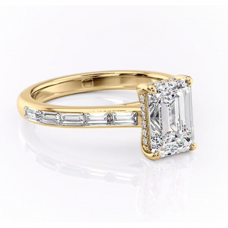 Smarald - Inel de logodnă Catherine din aur Galben 18kt cu moissanite tăietură smarald – Montură cu canal rafinată pentru profil înalt | Personalizează și configurează gratuit online