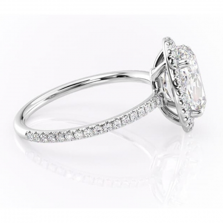 Inel de logodnă Celeste din aur Alb 14kt cu moissanite tăietură ovală – Halo rafinată pentru profil mediu | Personalizează și configurează gratuit online [1]