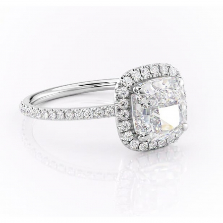 Alege forma Moissanit - Inel de logodnă Celeste din aur Alb 14kt cu moissanite tăietură pernă – Halo rafinată pentru profil mediu | Personalizează și configurează gratuit online