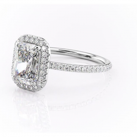 Inel de logodnă Celeste din aur Alb 14kt cu moissanite tăietură radiantă – Halo rafinată pentru profil mediu | Personalizează și configurează gratuit online [6]