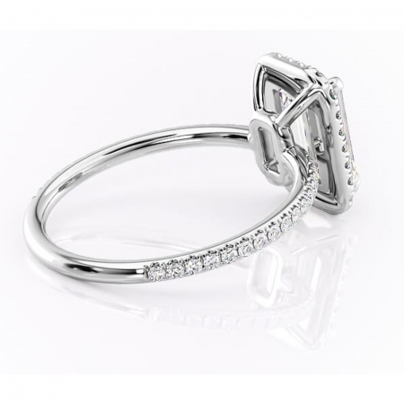 Inel de logodnă Celeste din aur Alb 14kt cu moissanite tăietură smarald – Halo rafinată pentru profil mediu | Personalizează și configurează gratuit online [2]