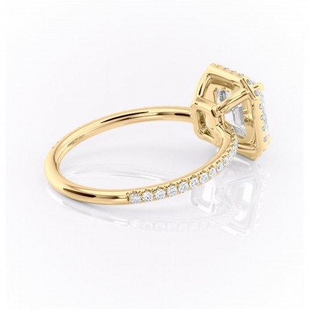Inel de logodnă Celeste din aur Galben 14kt cu moissanite tăietură asscher – Halo rafinată pentru profil mediu | Personalizează și configurează gratuit online [2]
