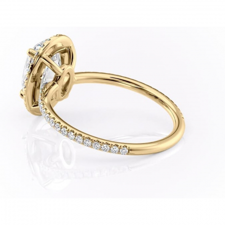 Inel de logodnă Celeste din aur Galben 14kt cu moissanite tăietură ovală – Halo rafinată pentru profil mediu | Personalizează și configurează gratuit online [4]