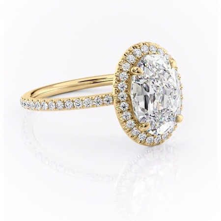 Aur galben - Inel de logodnă Celeste din aur Galben 18kt cu moissanite tăietură ovală – Halo rafinată pentru profil mediu | Personalizează și configurează gratuit online