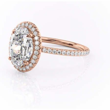 Inel de logodnă Celeste din aur Rose 14kt cu moissanite tăietură ovală – Halo rafinată pentru profil mediu | Personalizează și configurează gratuit online [6]