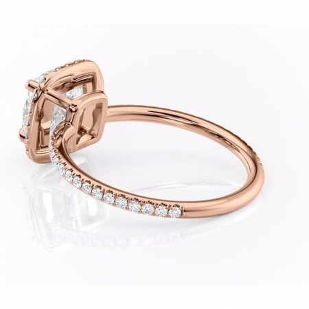 Inel de logodnă Celeste din aur Rose 18kt cu moissanite tăietură pernă – Halo rafinată pentru profil mediu | Personalizează și configurează gratuit online [4]