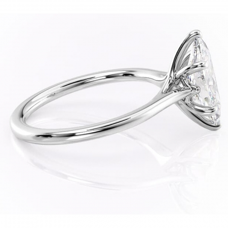 Inel de logodnă Charlotte din aur Alb 14kt cu moissanite tăietură marquise – Solitar rafinată pentru profil mediu | Personalizează și configurează gratuit online [1]