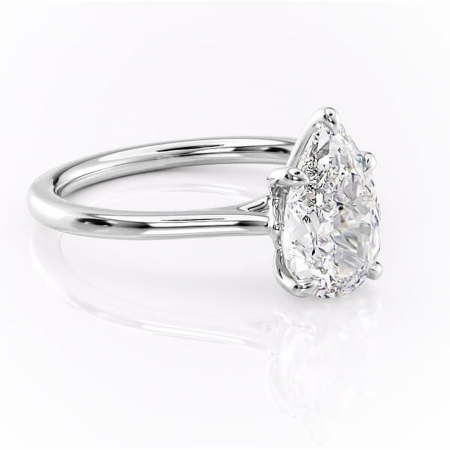 Pară - Inel de logodnă Charlotte din aur Alb 14kt cu moissanite tăietură pară – Solitar rafinată pentru profil mediu | Personalizează și configurează gratuit online