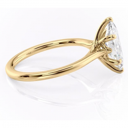 Inel de logodnă Charlotte din aur Galben 14kt cu moissanite tăietură marquise – Solitar rafinată pentru profil mediu | Personalizează și configurează gratuit online [1]