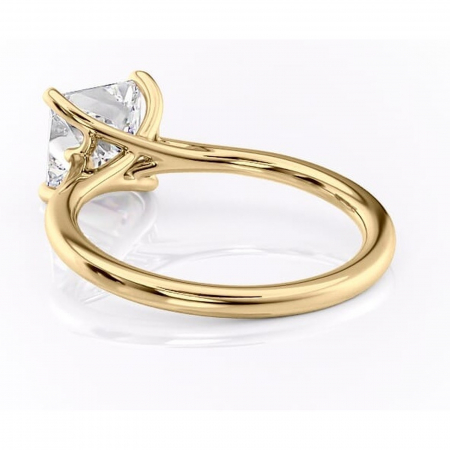 Inel de logodnă Charlotte din aur Galben 14kt cu moissanite tăietură princess – Solitar rafinată pentru profil mediu | Personalizează și configurează gratuit online [3]