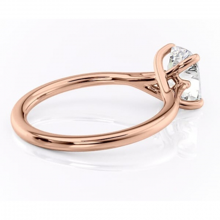 Inel de logodnă Charlotte din aur Rose 14kt cu moissanite tăietură pernă – Solitar rafinată pentru profil mediu | Personalizează și configurează gratuit online [2]