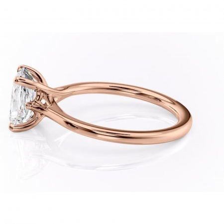 Inel de logodnă Charlotte din aur Rose 14kt cu moissanite tăietură radiantă – Solitar rafinată pentru profil mediu | Personalizează și configurează gratuit online [5]