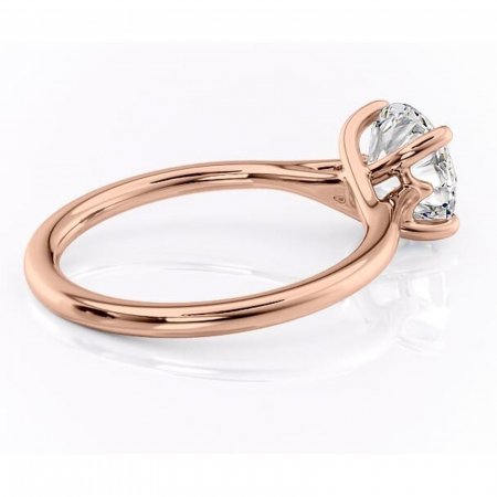 Inel de logodnă Charlotte din aur Rose 14kt cu moissanite tăietură rotundă – Solitar rafinată pentru profil mediu | Personalizează și configurează gratuit online [2]