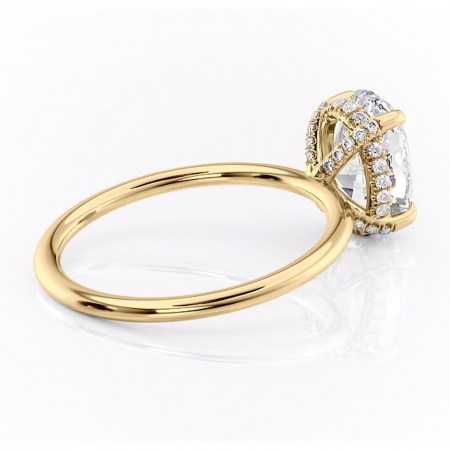 Inel de logodnă Clarabelle din aur Galben 14kt cu moissanite tăietură ovală – Solitar rafinată pentru profil înalt | Personalizează și configurează gratuit online [2]