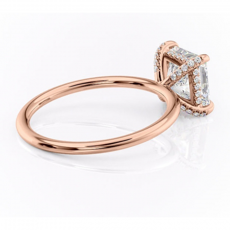 Inel de logodnă Clarabelle din aur Rose 18kt cu moissanite tăietură princess – Solitar rafinată pentru profil înalt | Personalizează și configurează gratuit online [2]