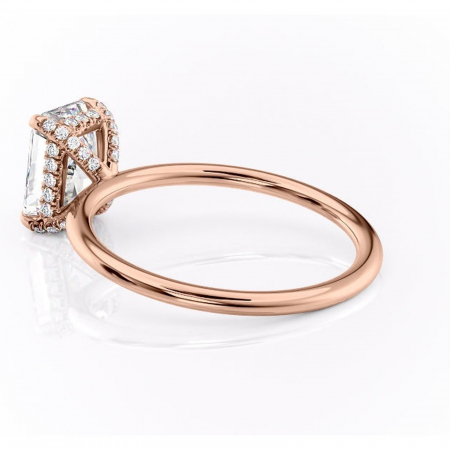 Inel de logodnă Clarabelle din aur Rose 14kt cu moissanite tăietură radiantă – Solitar rafinată pentru profil înalt | Personalizează și configurează gratuit online [4]