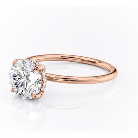 Inel de logodnă Clarabelle din aur Rose 14kt cu moissanite tăietură rotundă – Solitar rafinată pentru profil înalt | Personalizează și configurează gratuit online [6]