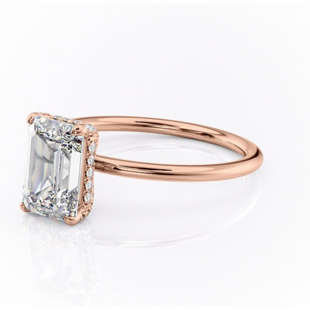 Inel de logodnă Clarabelle din aur Rose 14kt cu moissanite tăietură smarald – Solitar rafinată pentru profil înalt | Personalizează și configurează gratuit online [6]